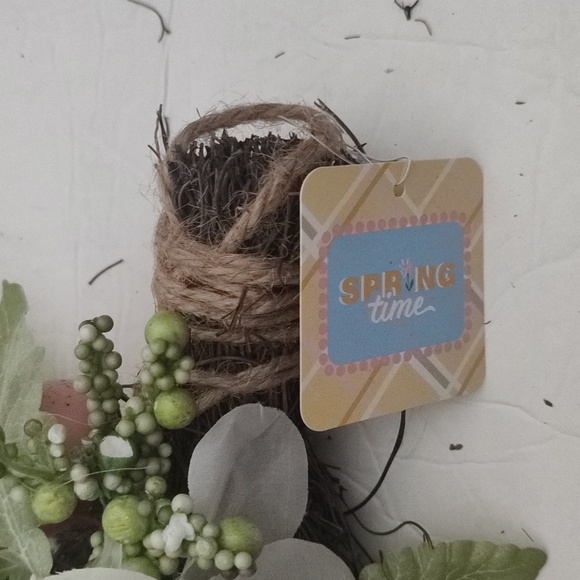 Long Easter Wreath - Picture 6 of 13